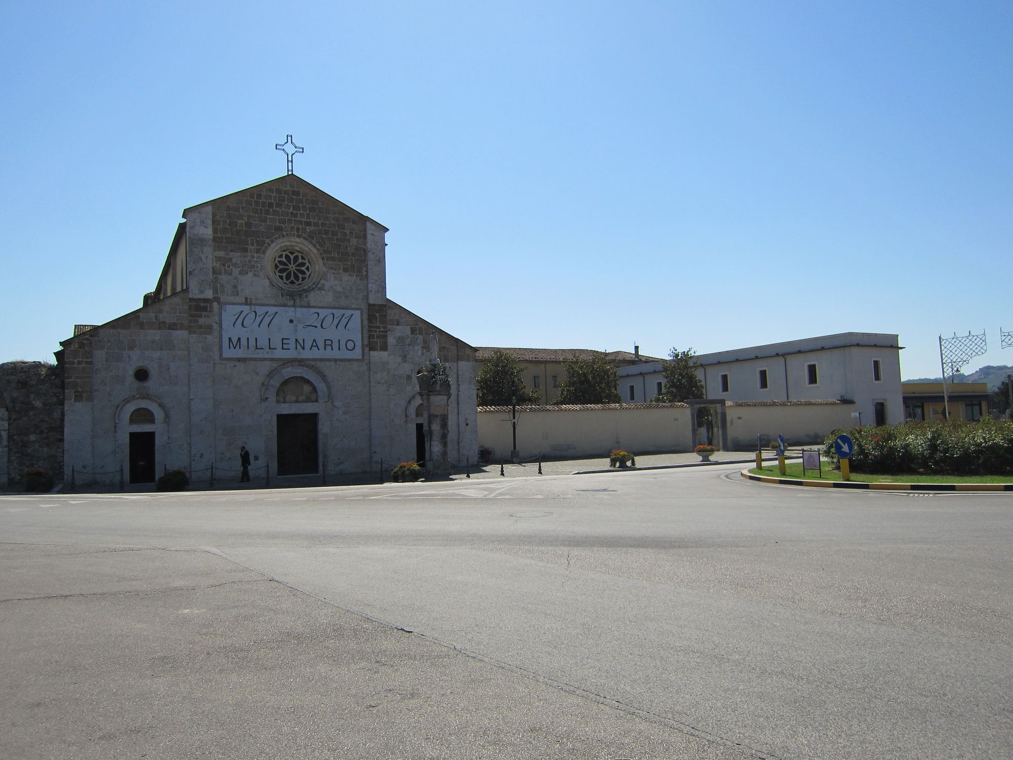 The centre of Sora with the river Liri