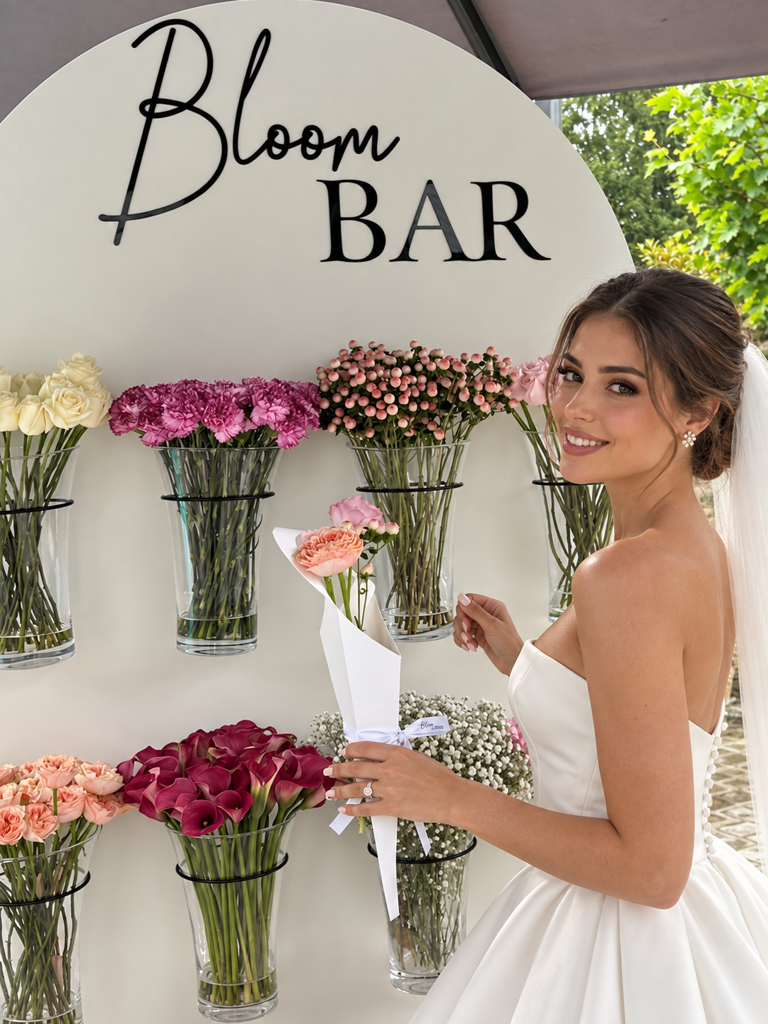 Bloom Bar with fresh flowers for guests, an additional service for weddings at Villa Sant'Erasmo